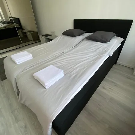 Apartment Wunderschoene Ferienwohnung! 1